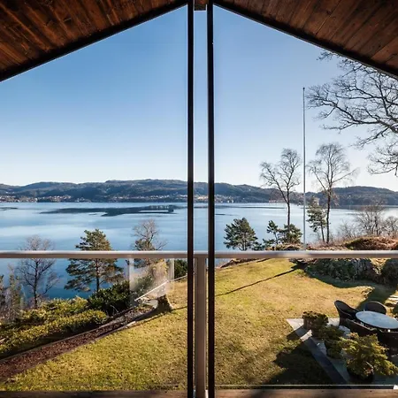 Arboretet: Seaside Retreat With Private Pool & Sauna In Villa *