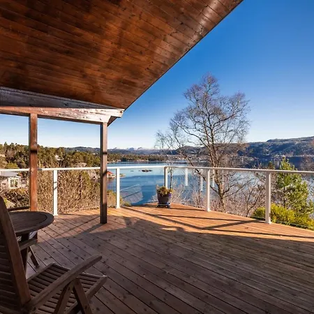 Arboretet: Seaside Retreat With Private Pool & Sauna In Villa *