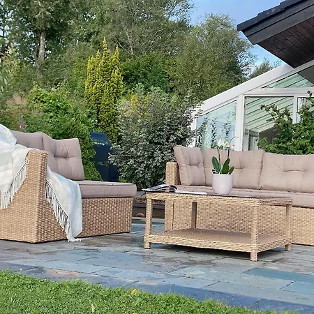 Arboretet: Seaside Retreat With Private Pool & Sauna In Bergen