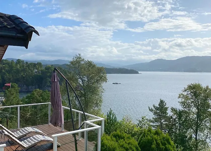 Arboretet - Seaside With Private Pool & Infrared Sauna In The Heart Of Arboretet, Villa *