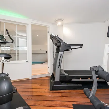 Arboretet - Seaside With Private Pool & Infrared Sauna In The Heart Of Arboretet, Villa