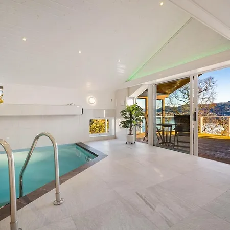 Arboretet - Seaside With Private Pool & Infrared Sauna In The Heart Of Arboretet, Bergen