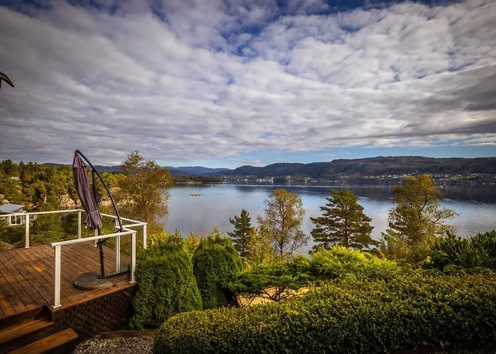 Arboretet - Seaside With Private Pool & Infrared Sauna In The Heart Of Arboretet, * Берген