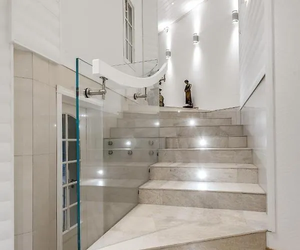 Villa Arboretet - Seaside With Private Pool & Infrared Sauna In The Heart Of Arboretet, Bergen