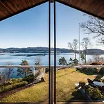 Arboretet: Seaside Retreat With Private Pool & Sauna In Villa *